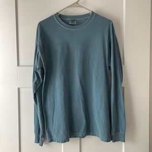 Casual blue sweatshirt, size medium